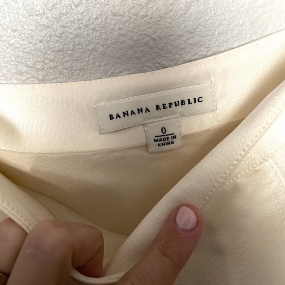 Ivory Banana Republic Skirt - Picture 4 of 4